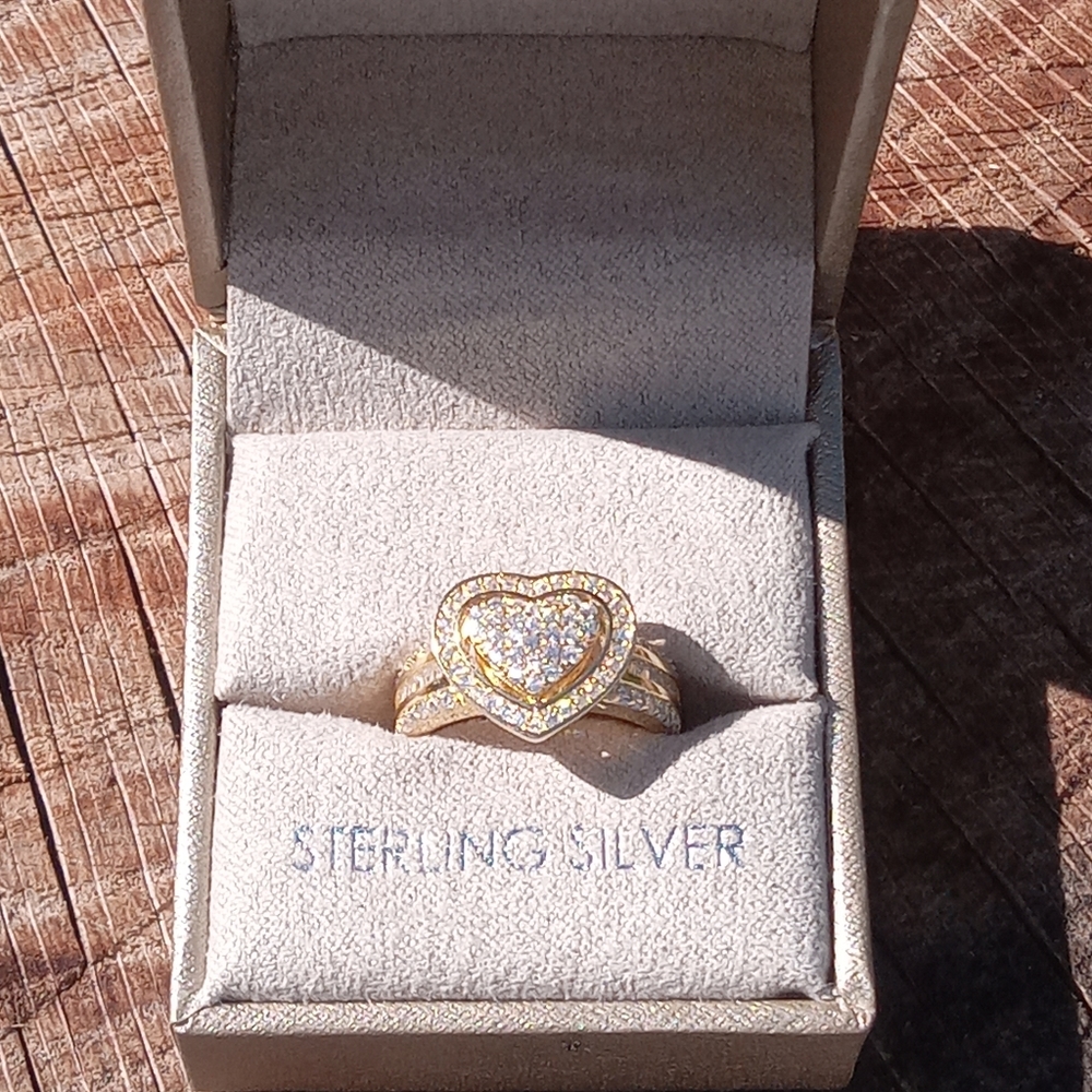 FINAL MARKDOWN Ring Size 7